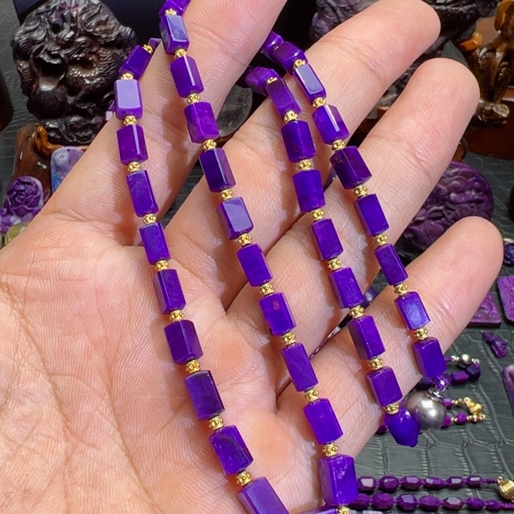 苏纪石（舒俱来）项链18K金镶嵌