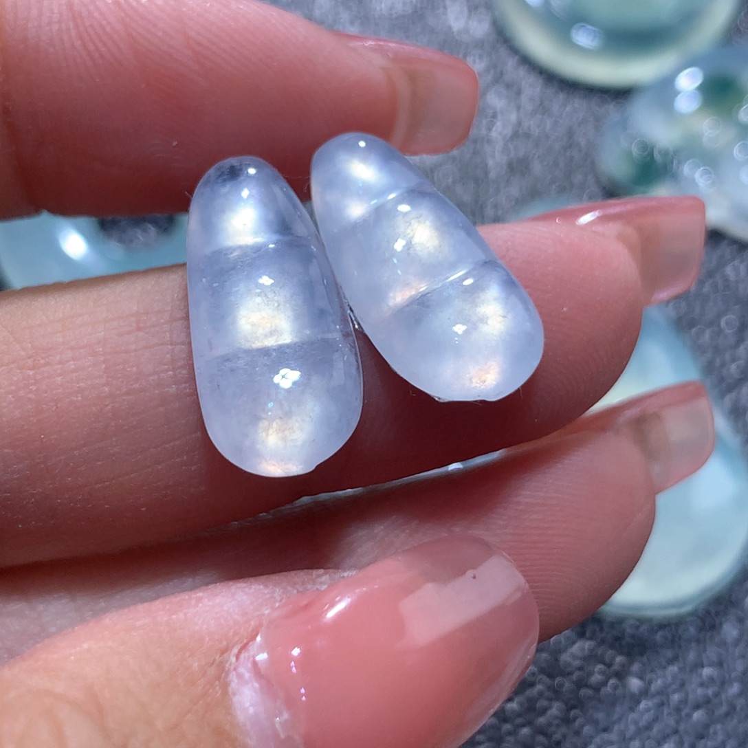 翡翠颈饰未镶嵌缅甸