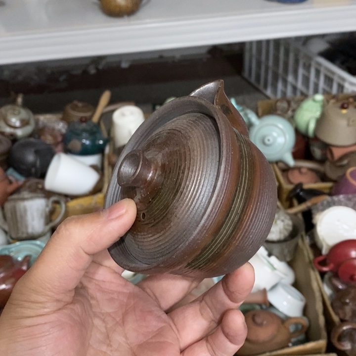 陶瓷艺术品及陶瓷壶