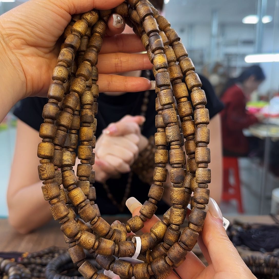 沉香手串多样性发货1条海南白棋板头998-932