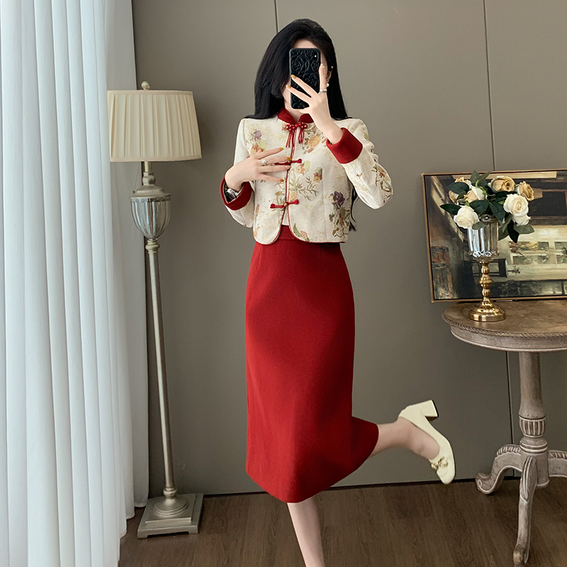 秋季名媛时尚轻奢改良新中式国风盘扣上衣女套装提花半身裙两件套