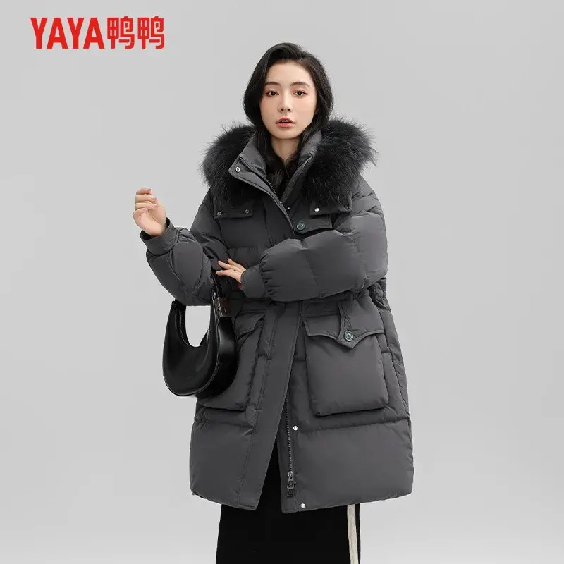 YAYA/鸭鸭冬季新款大毛领女士加厚保暖休闲宽松中长款90绒外套