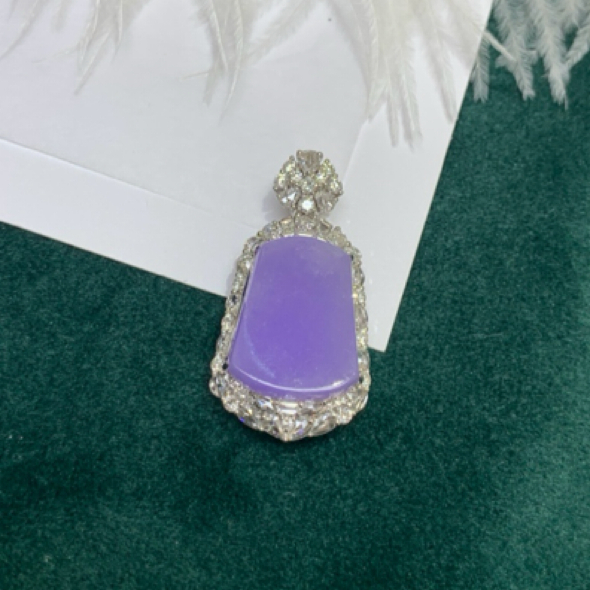 天然缅甸A货翡翠 红椿紫无事牌