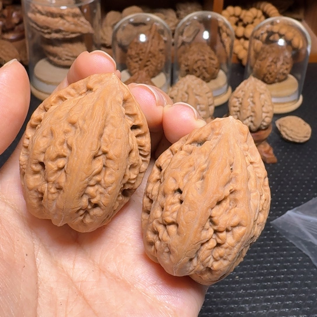 文玩核桃把件粗筋塔