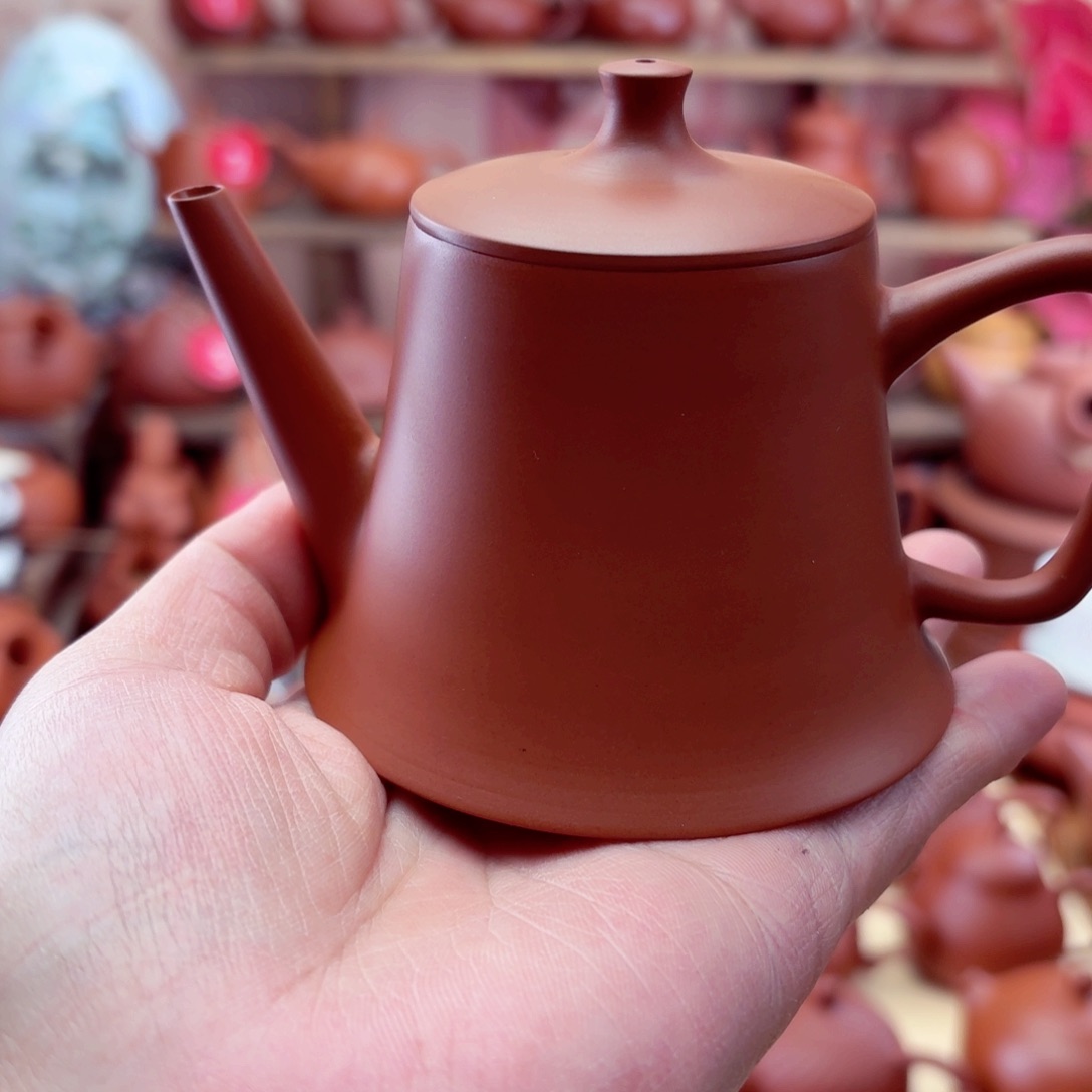 紫砂茶壶开运150 cc手拉
