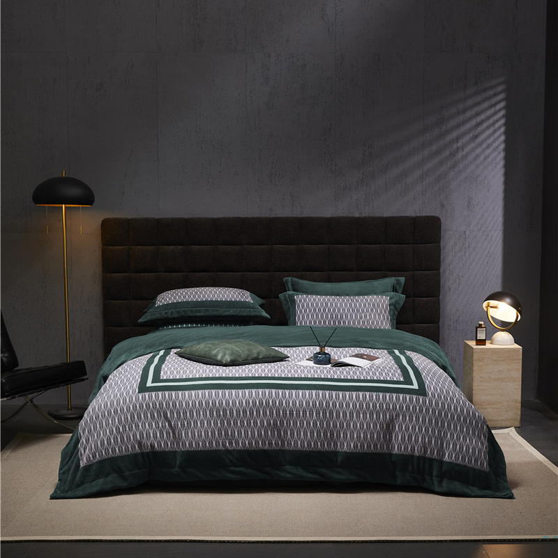 【晴美】高克重全消光牛奶绒大版数码印花四件套-阿卡曼