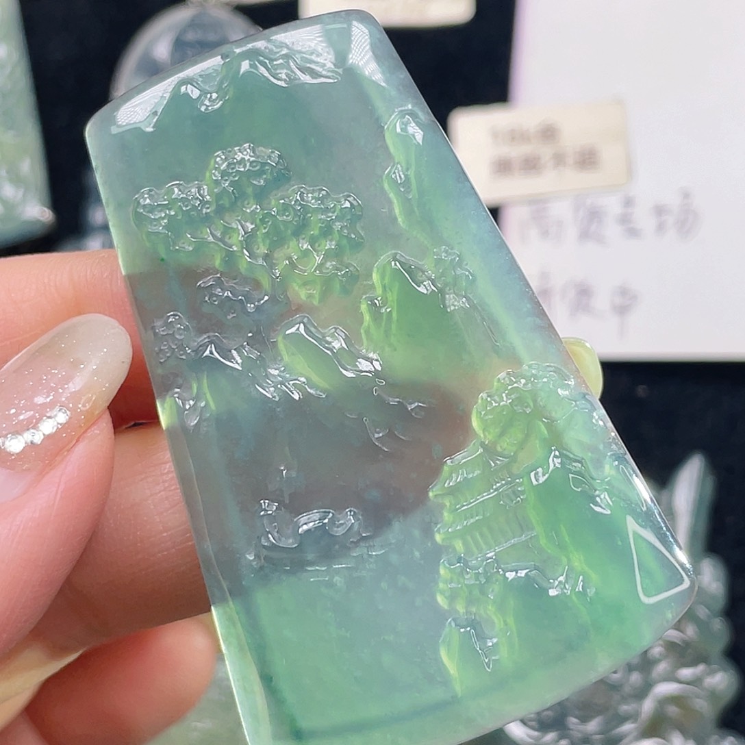 颈饰未镶嵌翡翠3，