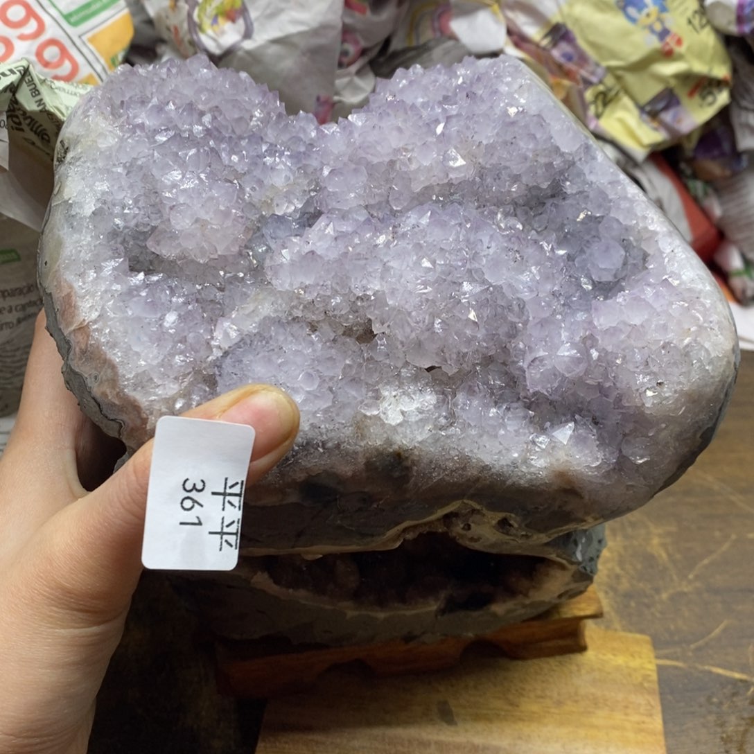 紫晶乌拉圭未镶嵌