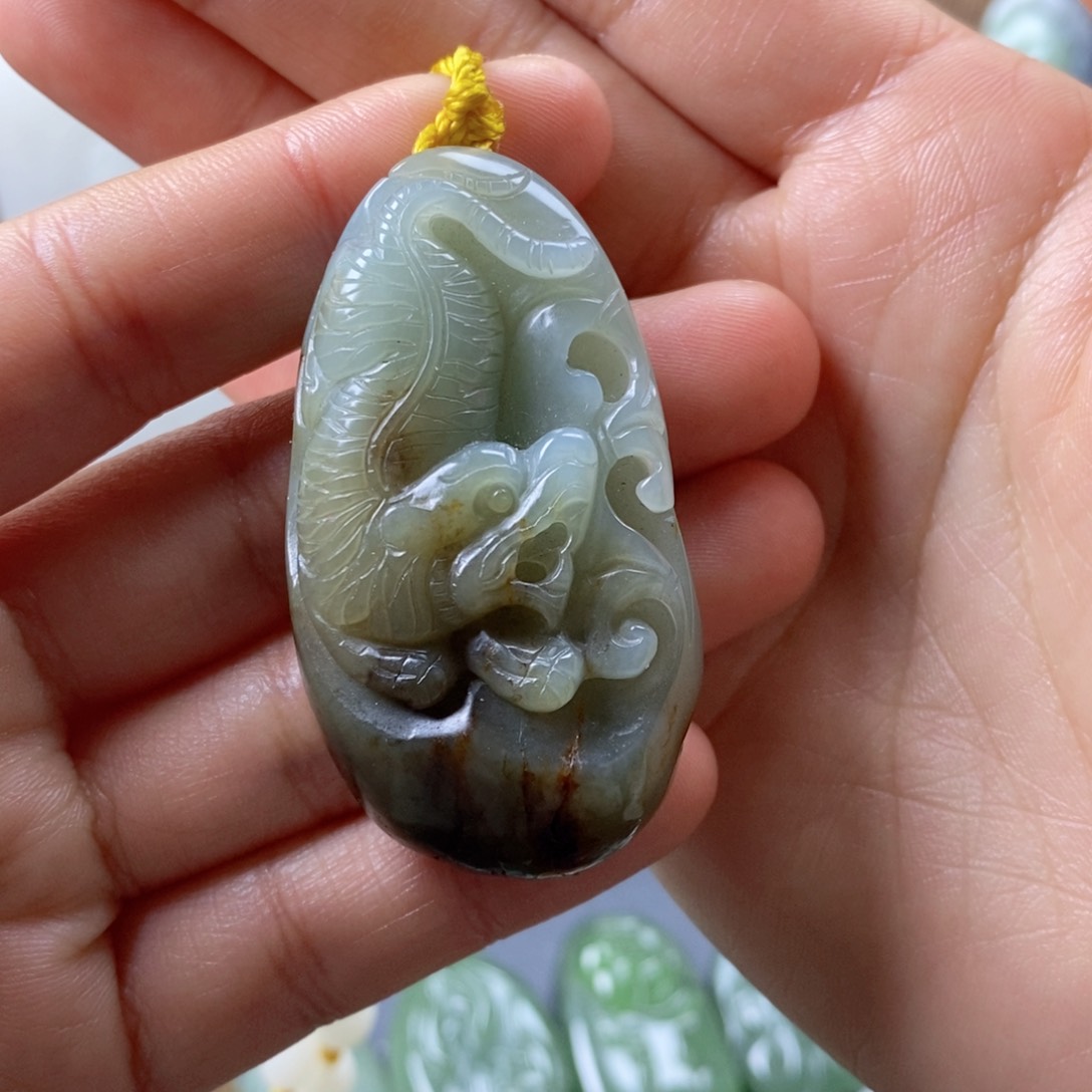 未镶嵌和田玉挂件