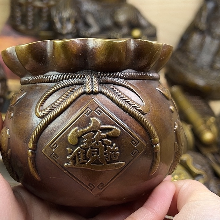 精美铜器，点击下单