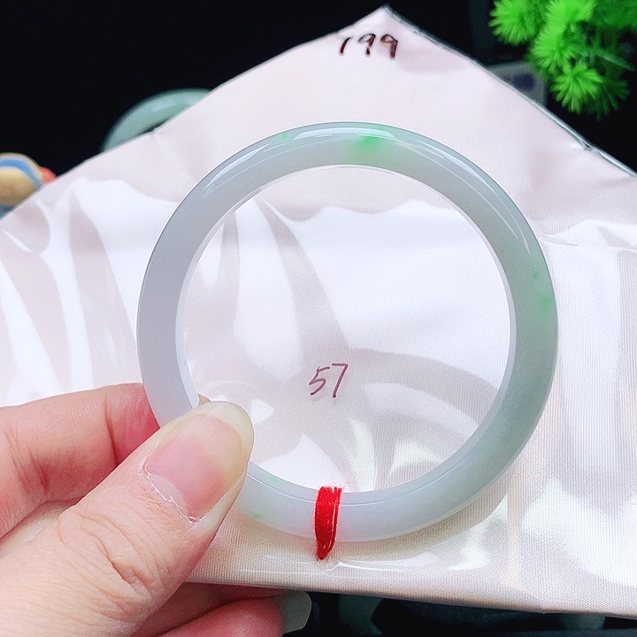 翡翠未镶嵌手镯199