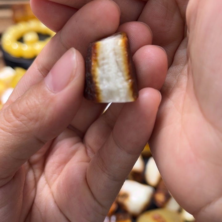 未镶嵌定制蜜蜡蜜蜡定制