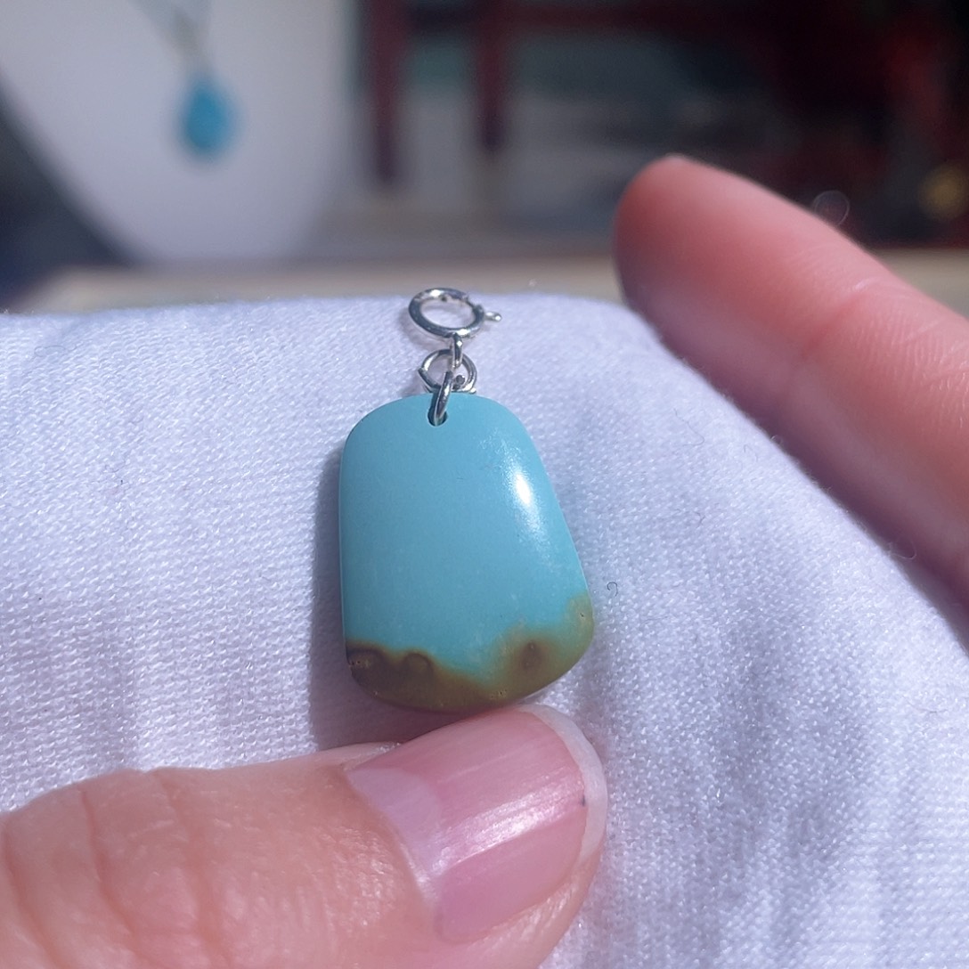 绿松石配饰未镶嵌