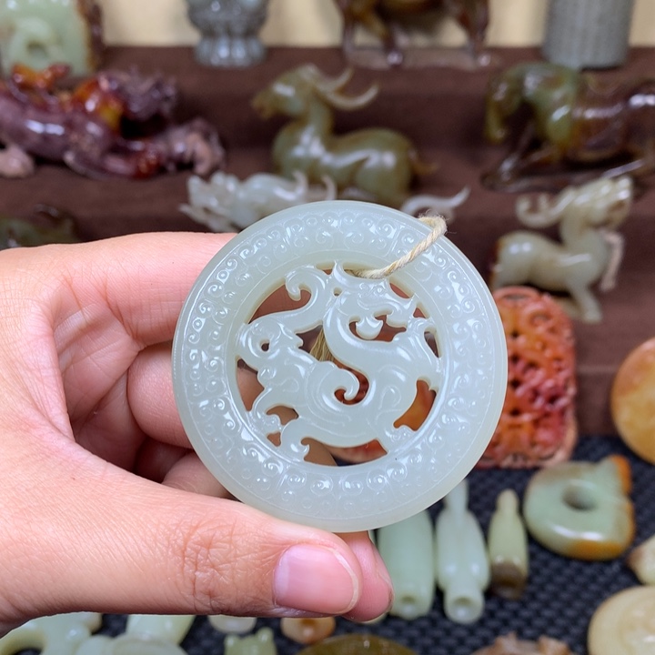 和田玉挂件未镶嵌佛**飘