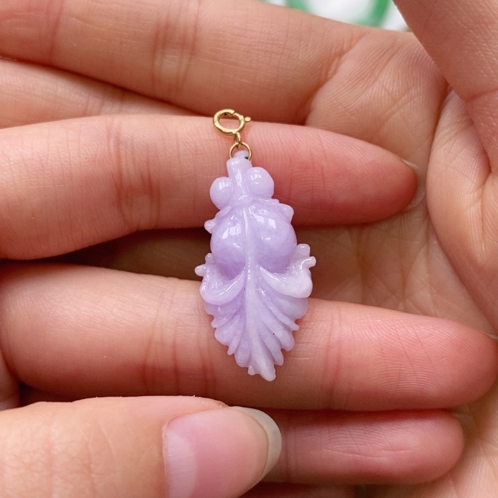 翡翠颈饰未镶嵌吊坠