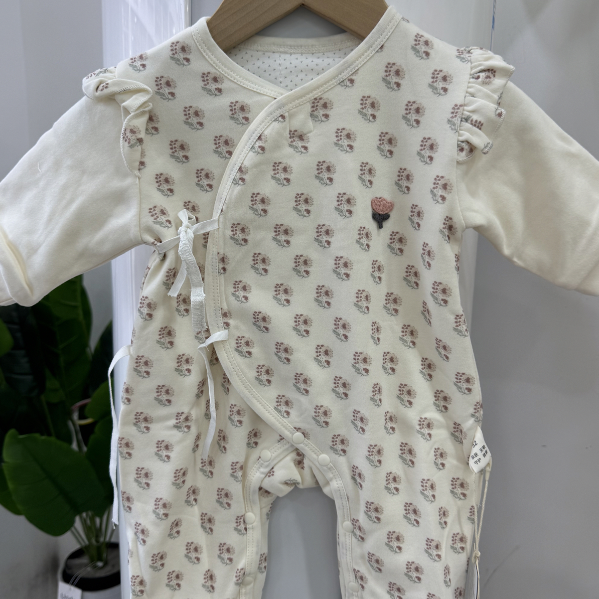 长爬公主风秋冬冬季通用爬服哈衣闭裆新生儿婴童