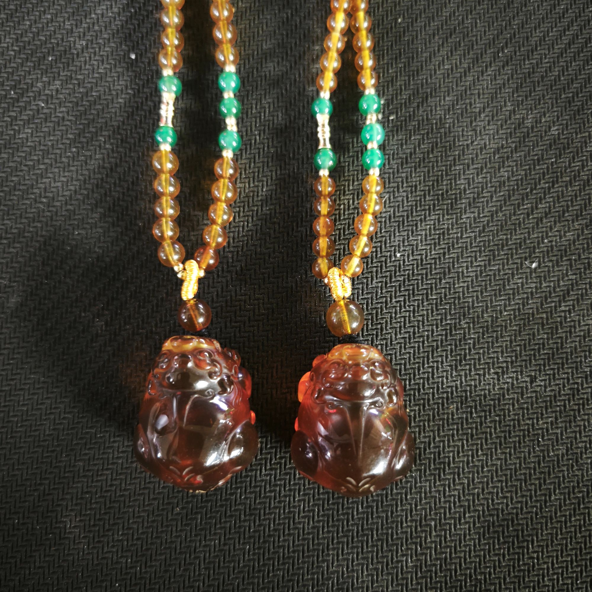 天然琥珀吊坠（多样性发其一）136FS0098