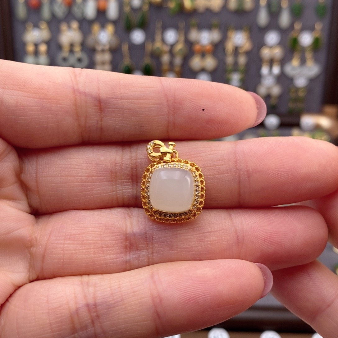 银S925镶嵌和田玉耳饰