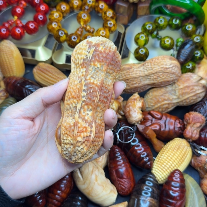 松木琥珀木文玩手串