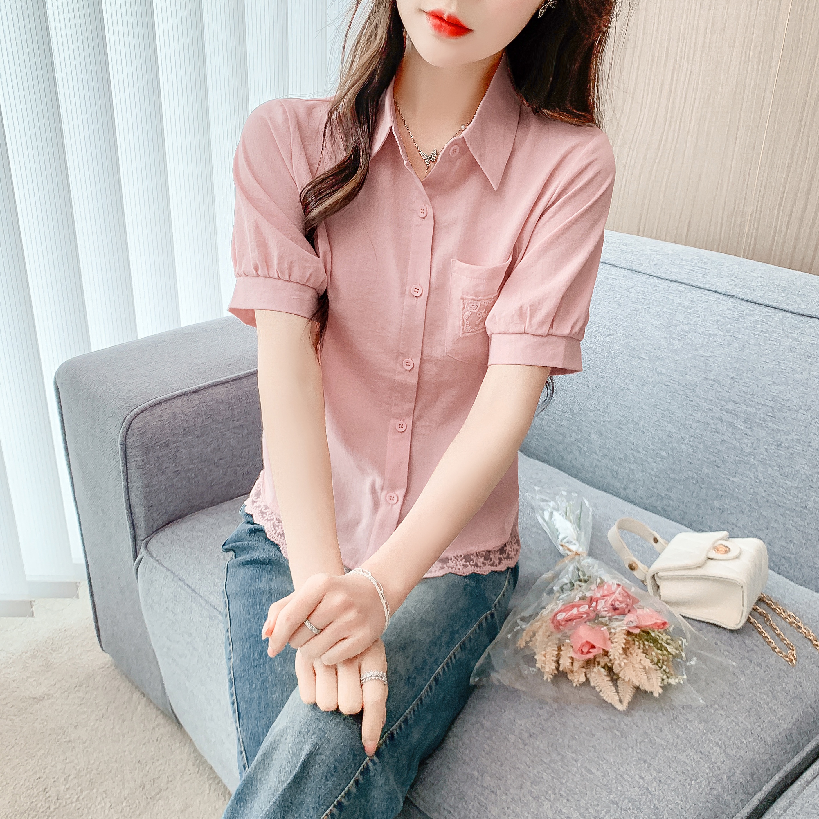 夏季2025年新款女装轻熟风短款衬衫女短袖蕾丝设计感小众百搭衬衣