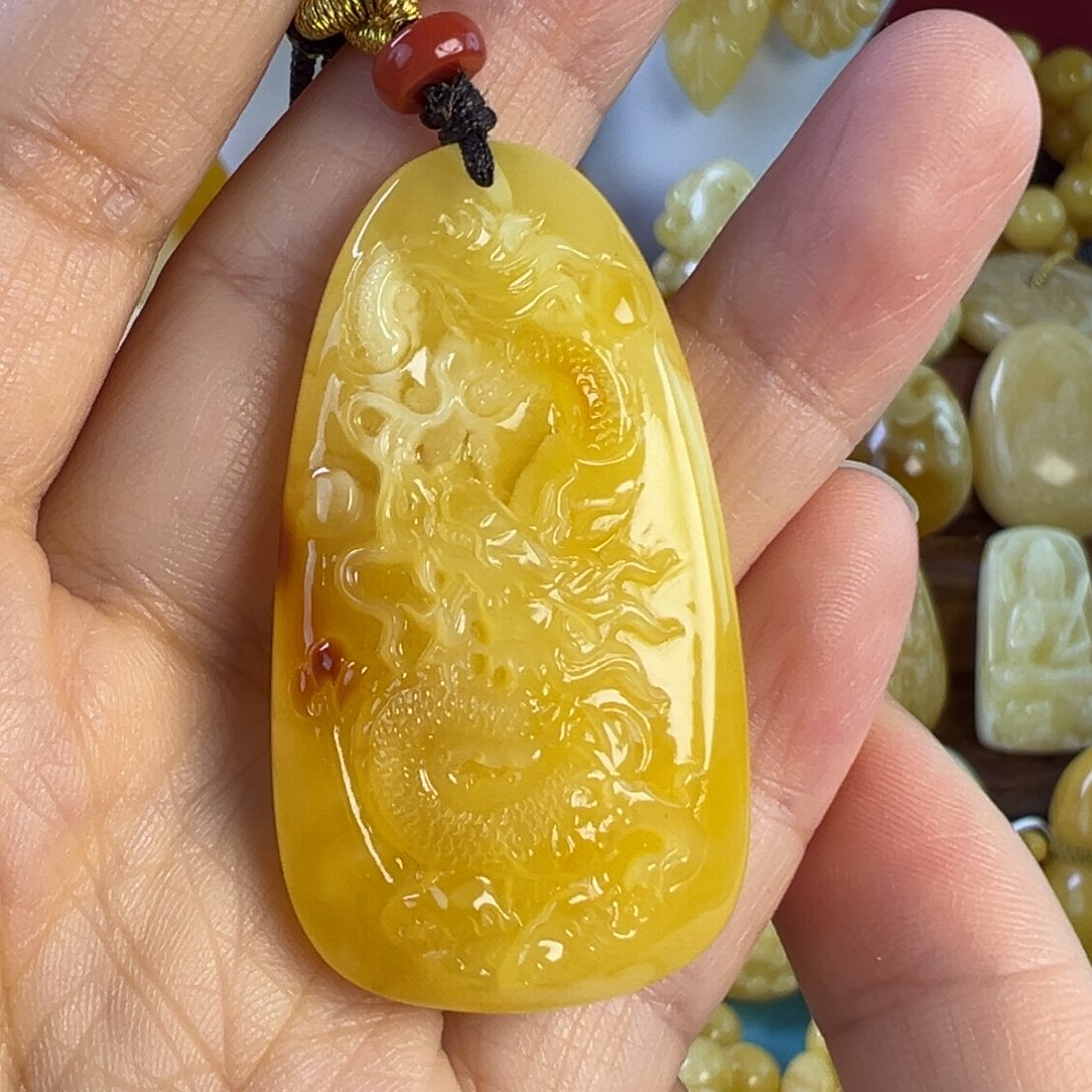 蜜蜡吊坠(赠链)未镶嵌蜜蜡龙