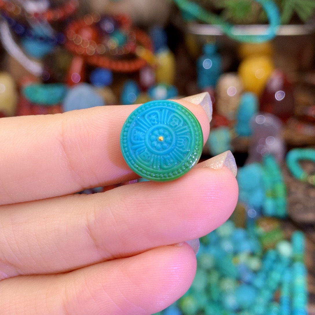 未镶嵌绿松石珠宝奇石