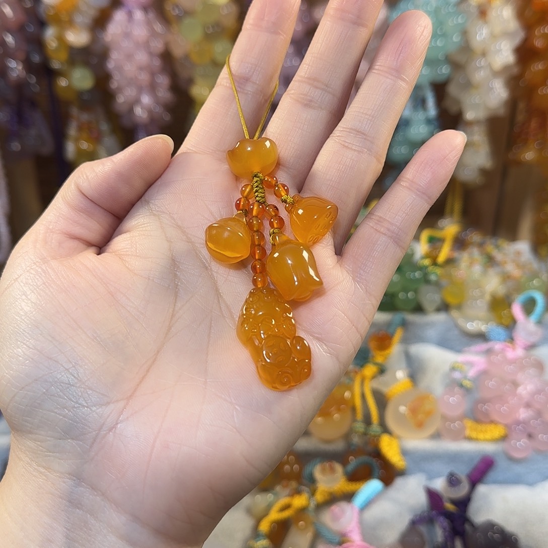 紫***露玛瑙/玉髓未镶嵌手机挂件