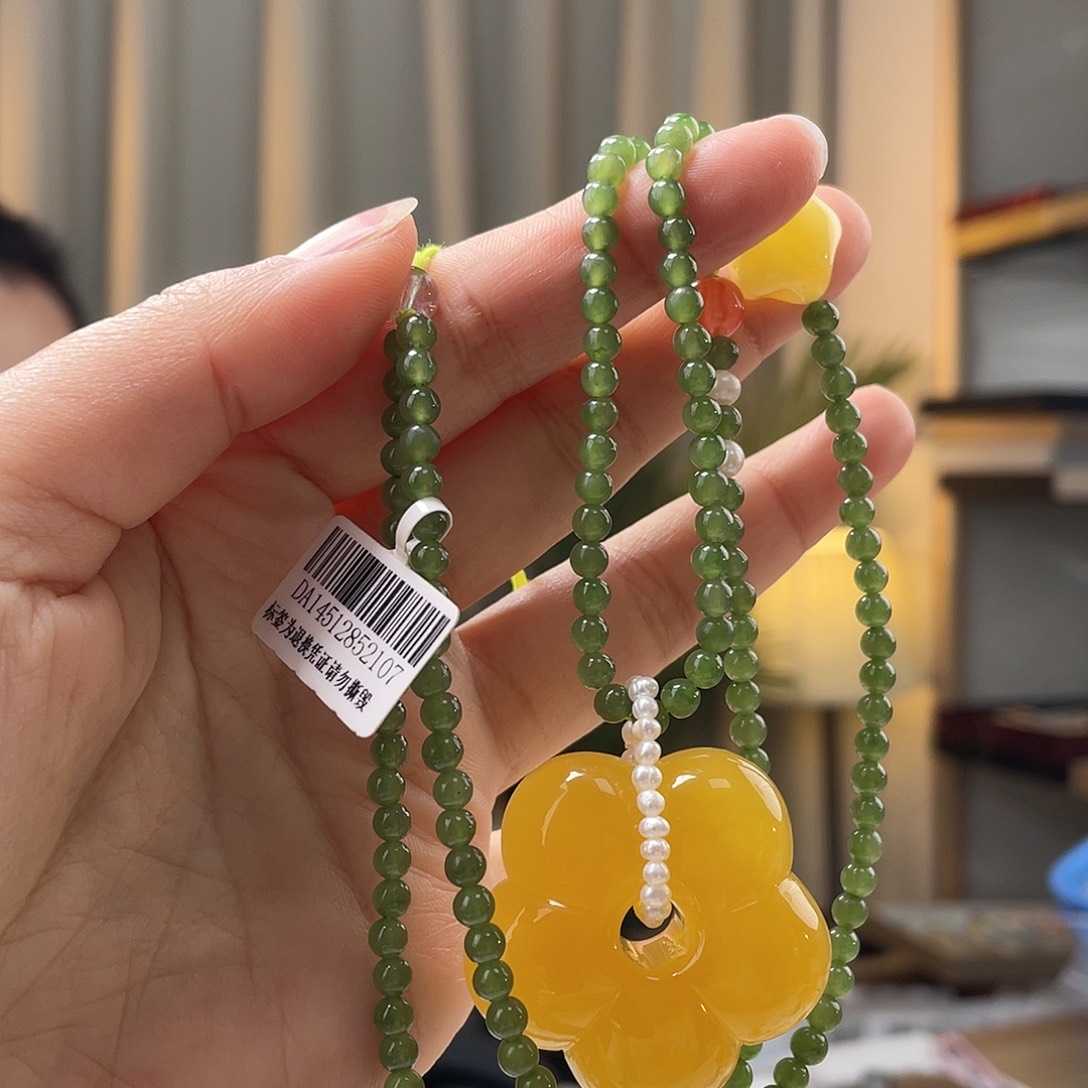 琥珀裸石未镶嵌蜜蜡吊坠