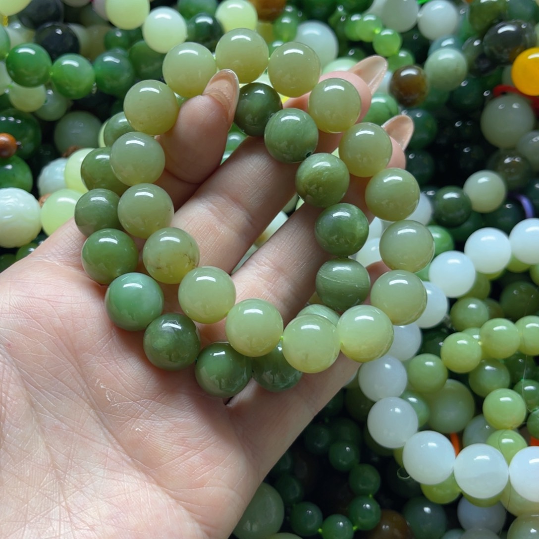 和田玉手串未镶嵌