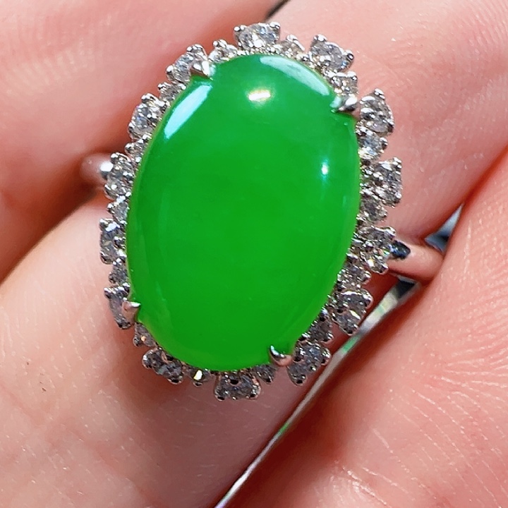 翡翠戒指18K金镶嵌签收后24小时鉴赏期