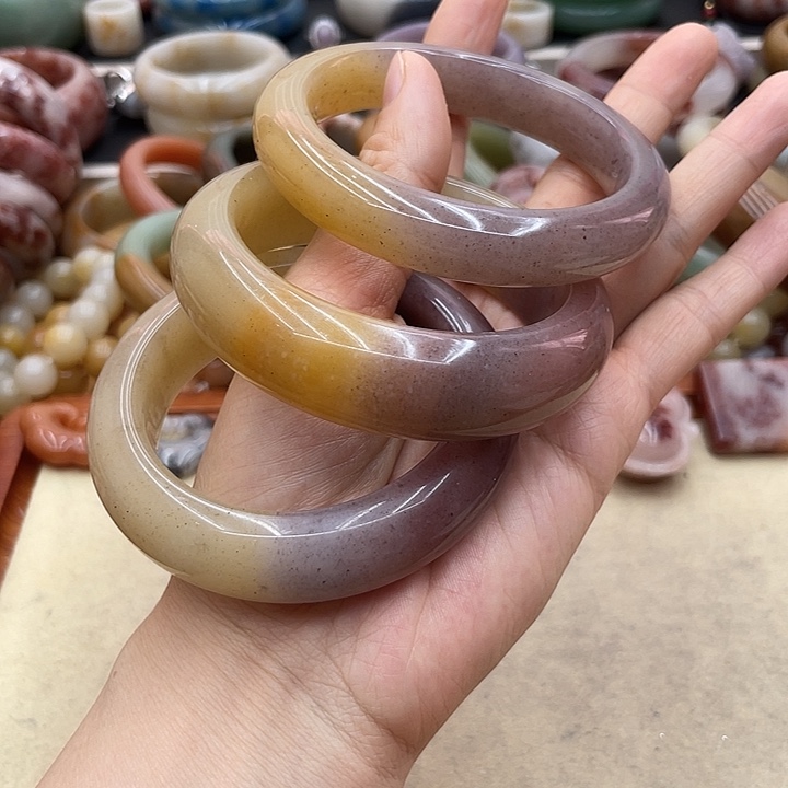 石英质玉圈口齐全未镶嵌