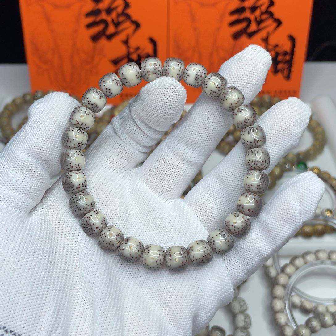 星月菩提手串34。9/8粉灰冰贯穿通体留白