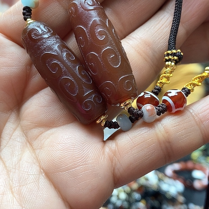 玛瑙/玉髓合金颈饰