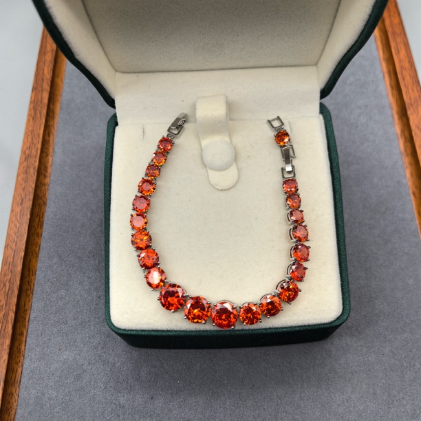  【经典永恒  光芒四射】 手链 GDJ8525