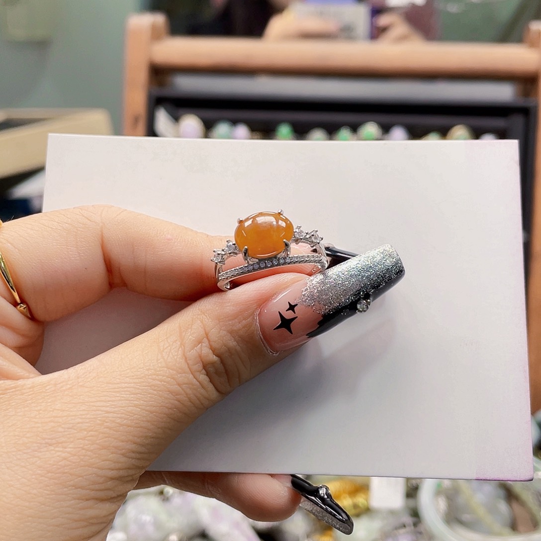 翡翠未镶嵌颈饰天然翡翠Ａ货