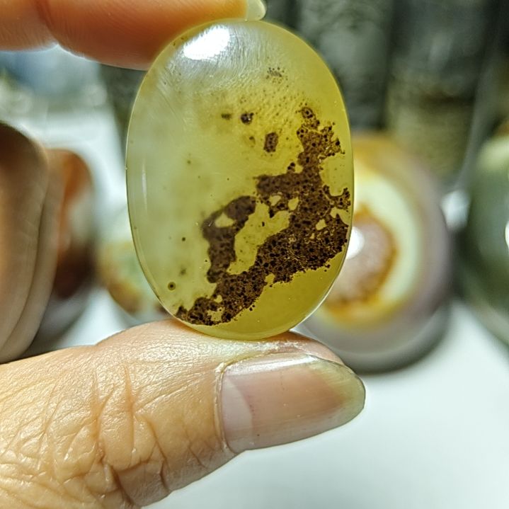玛瑙/玉髓未镶嵌珠宝奇石