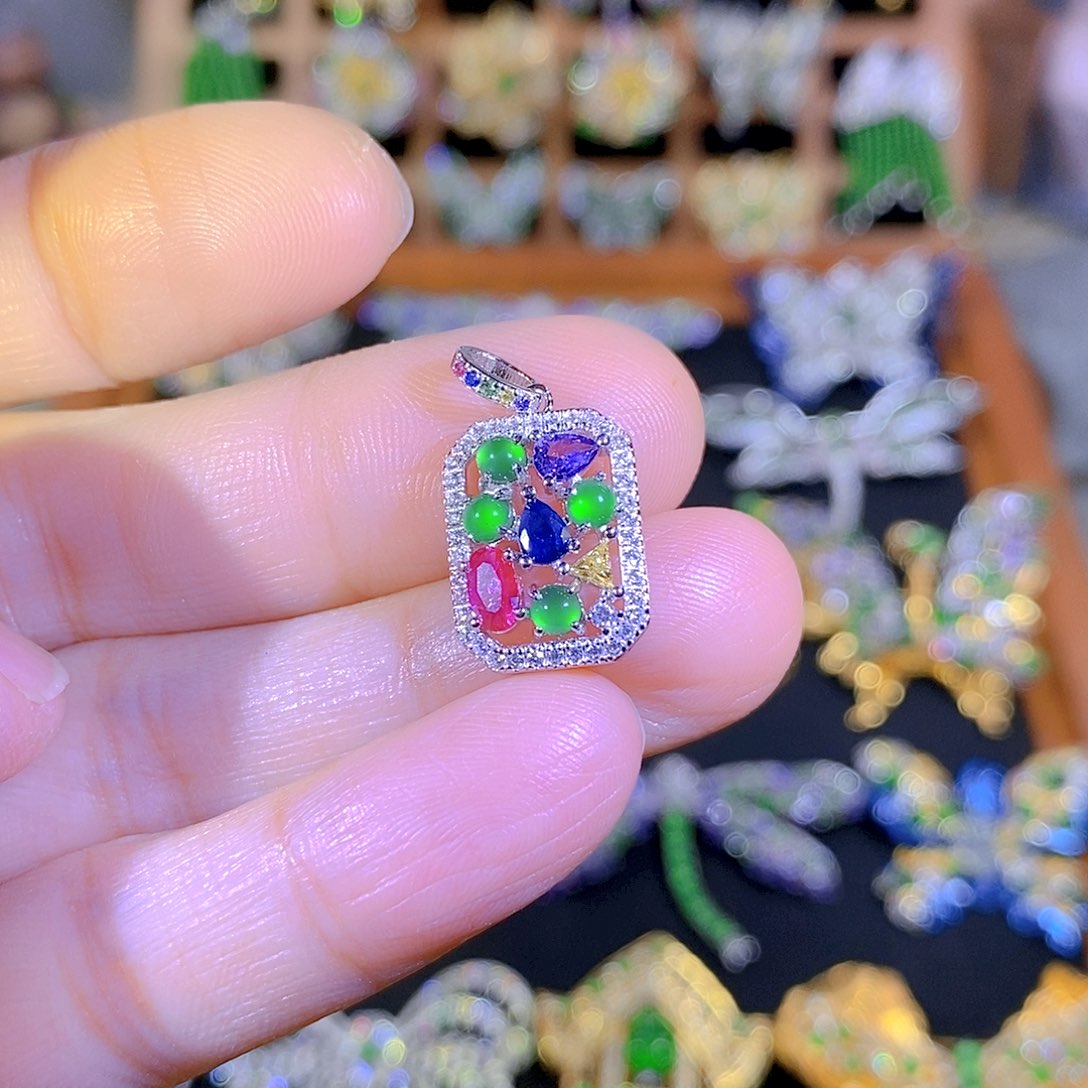 吊坠(不含链)银S925镶嵌翡翠