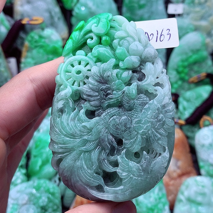 翡翠吊坠(不含链)未镶嵌