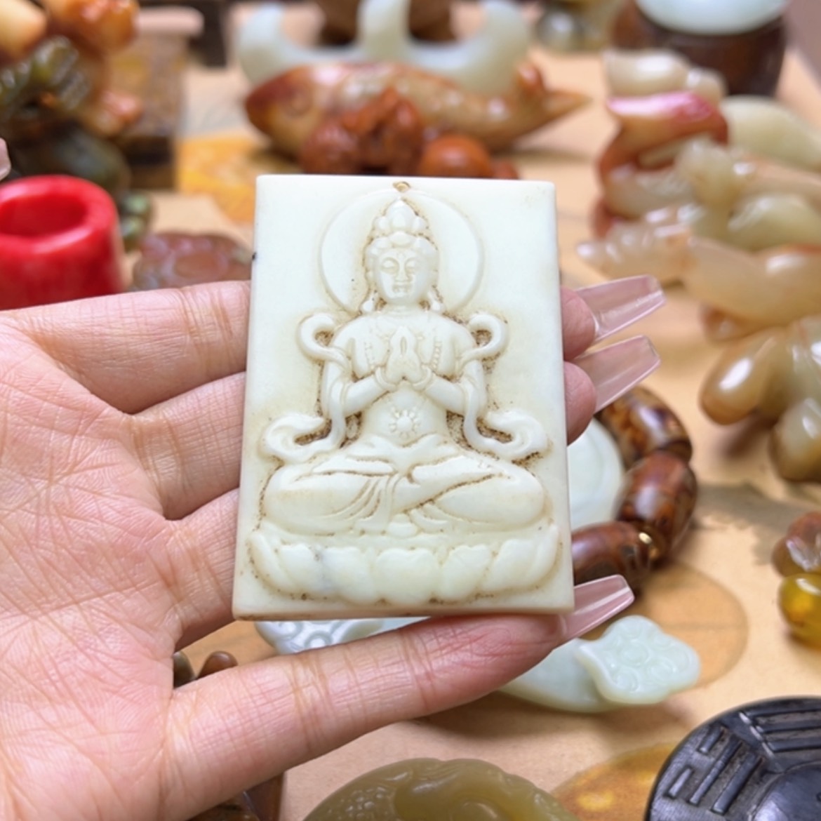 【闪购商品】蛇纹石玉颈饰未镶嵌