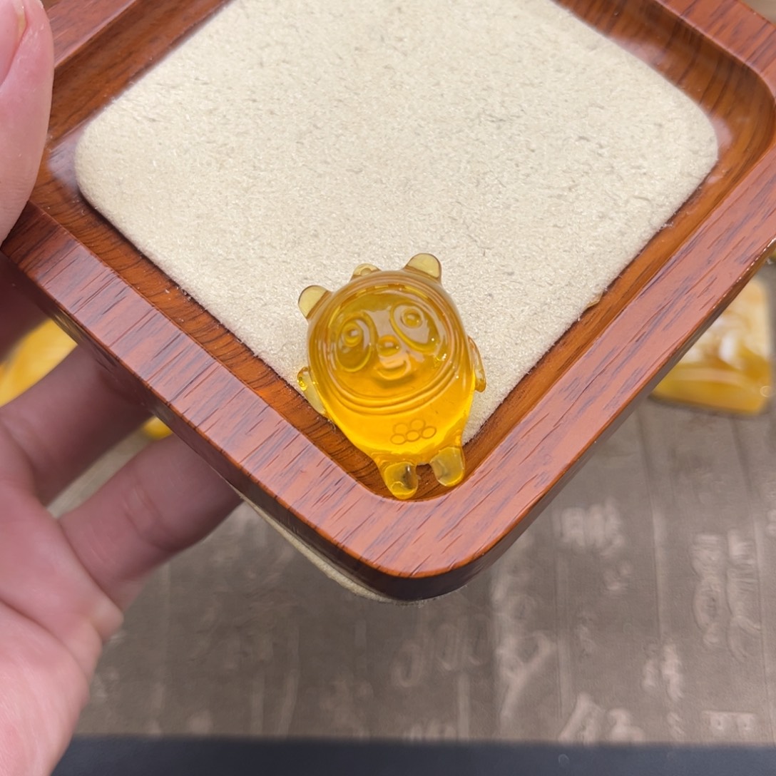 琥珀珠宝奇石未镶嵌琥珀珠宝奇石未镶嵌98