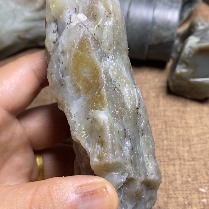 和田玉（糖玉）未镶嵌挂件