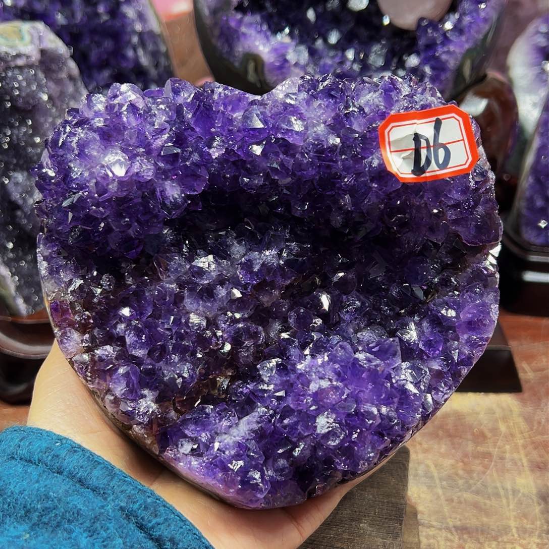 水晶大型摆件未镶嵌