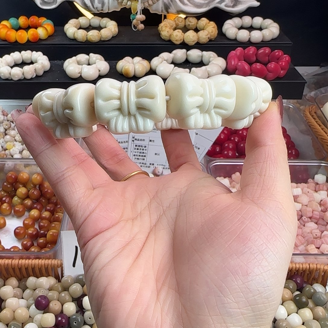 手串菩提根/象牙果通货牙果卡28白色大蝴蝶结1串