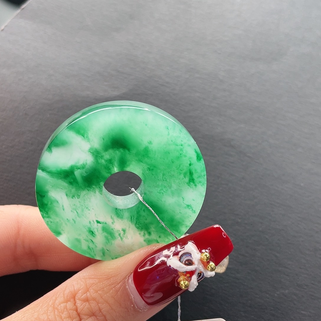 石英质玉颈饰未镶嵌F**n