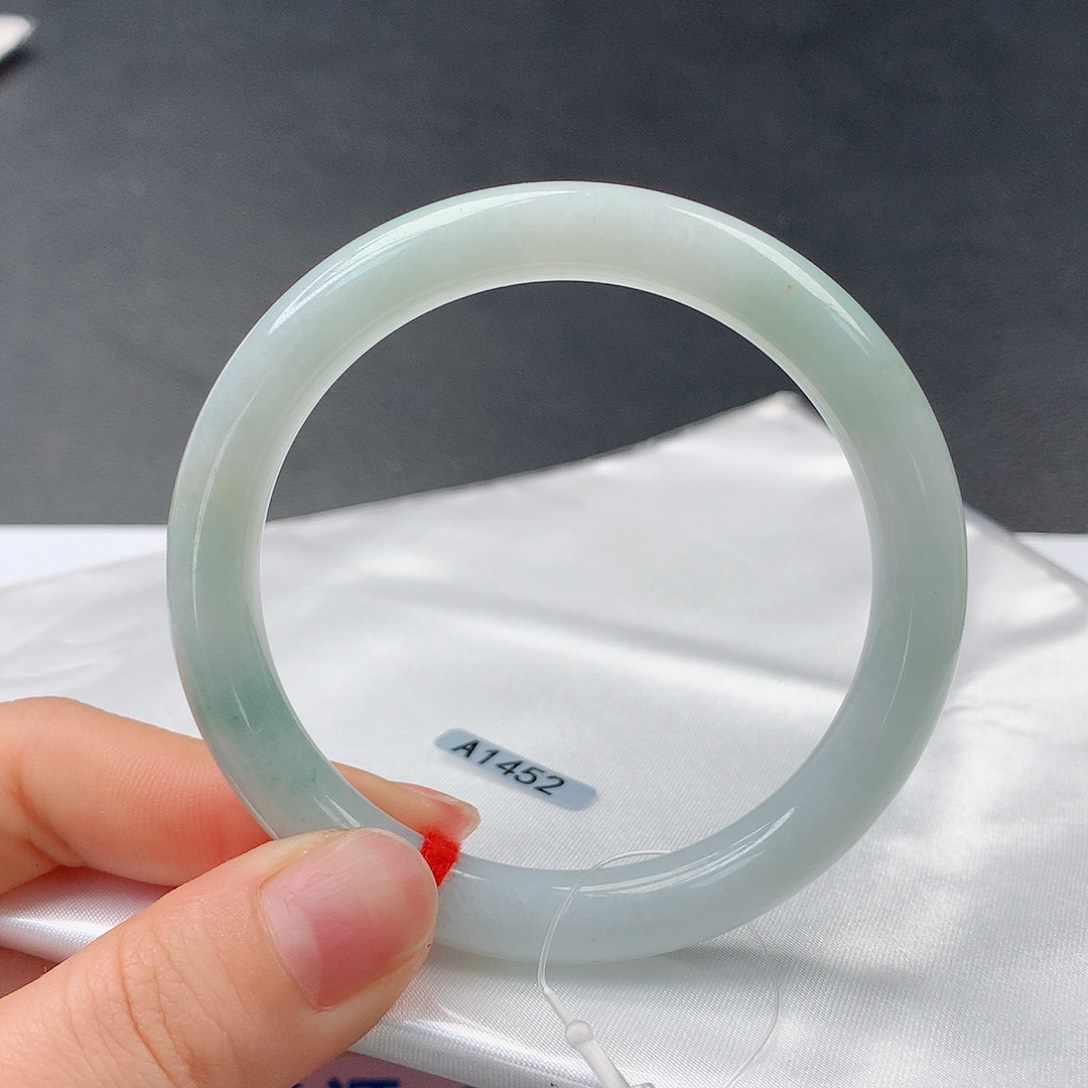 翡翠手镯未镶嵌0064圆53.8