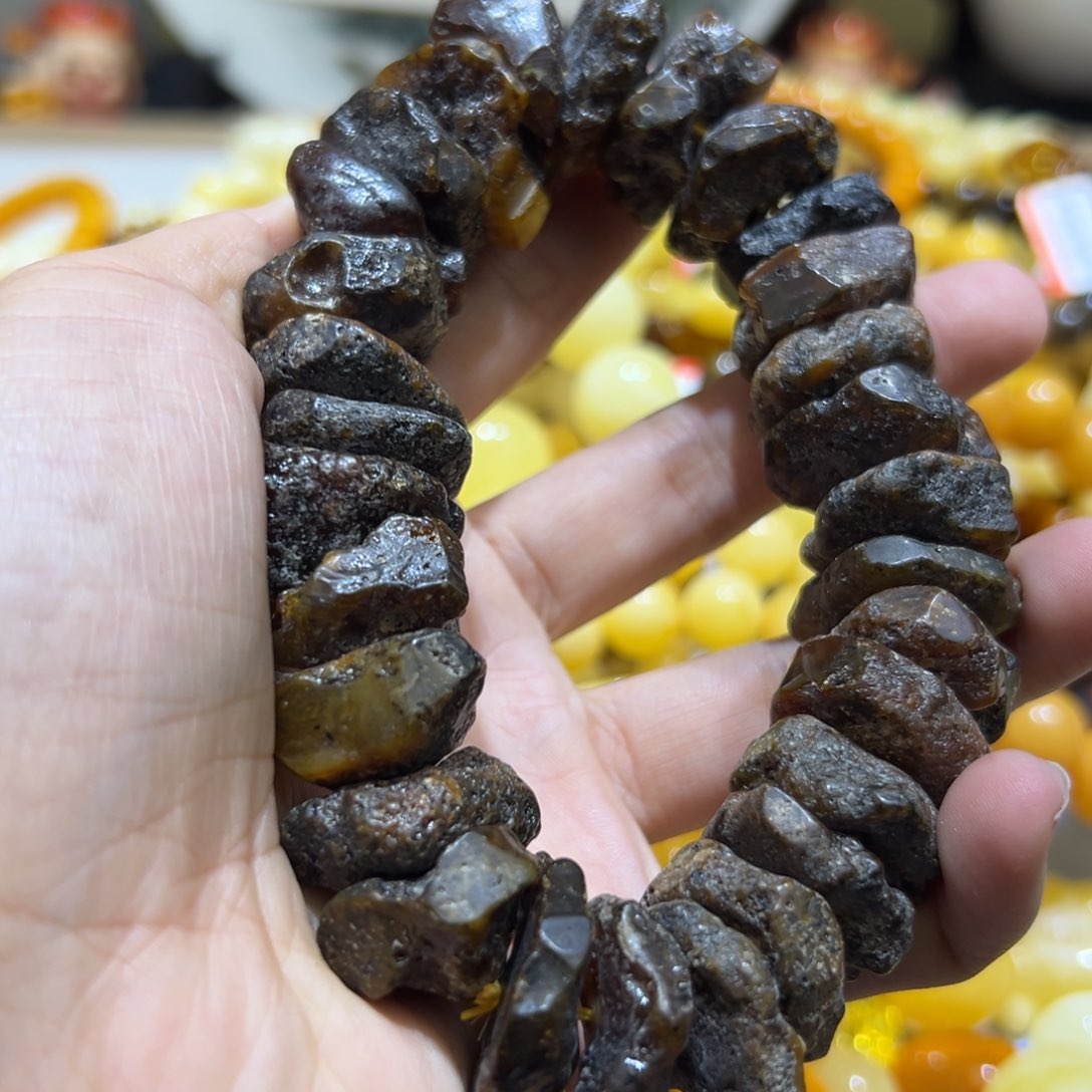 琥珀珠宝奇石未镶嵌