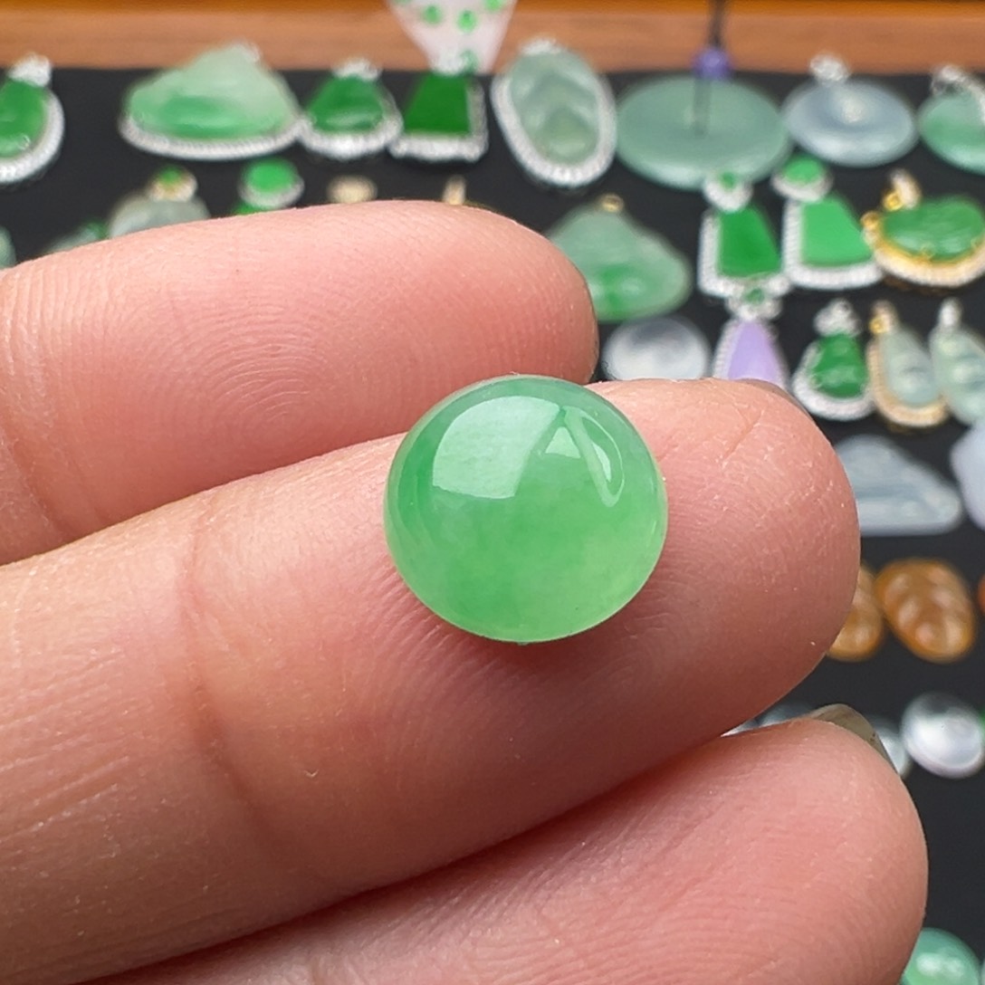 翡翠颈饰未镶嵌蛋9