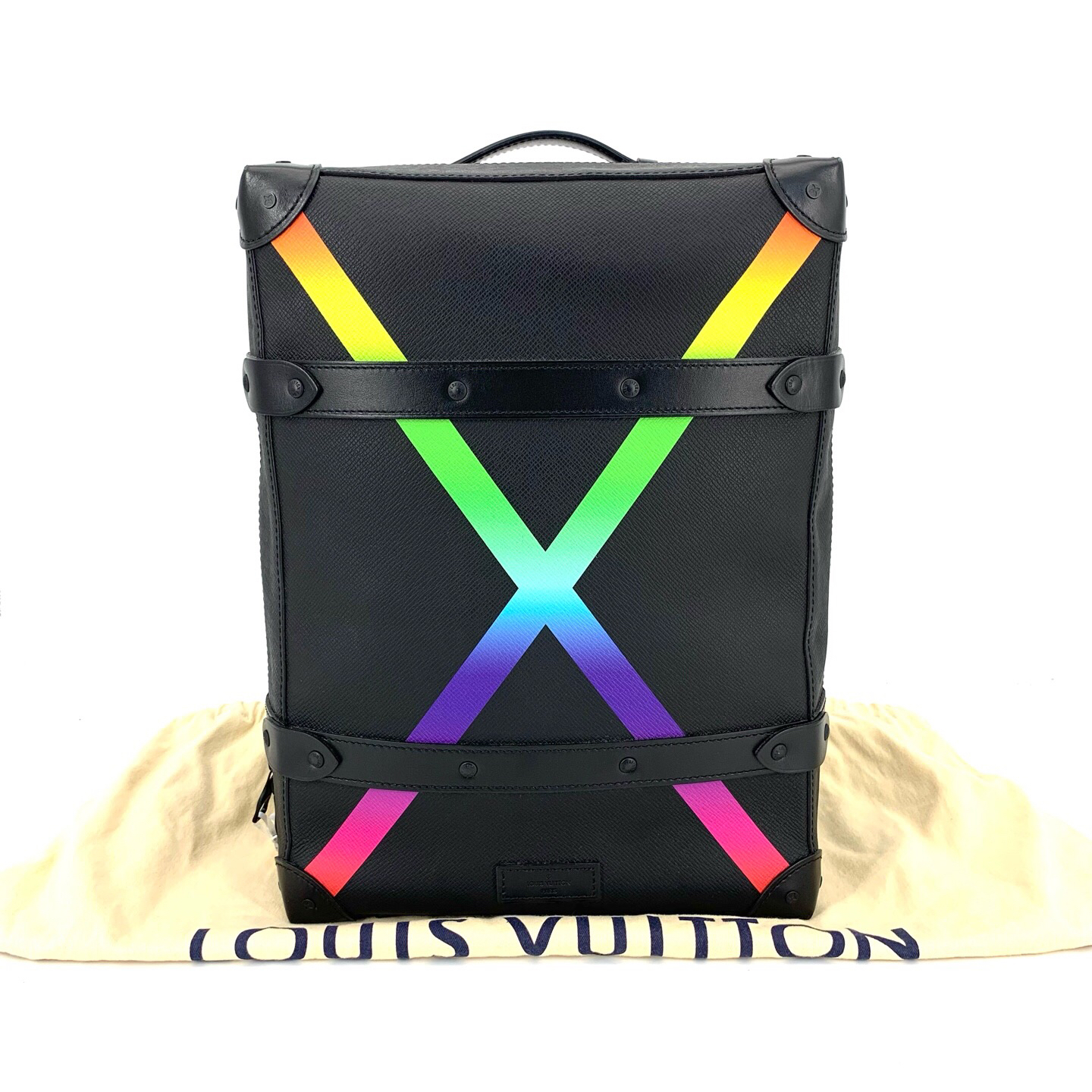 99新 LouisVuitton/路易威登 黑色彩虹印花盒子双肩包 尺寸26/37