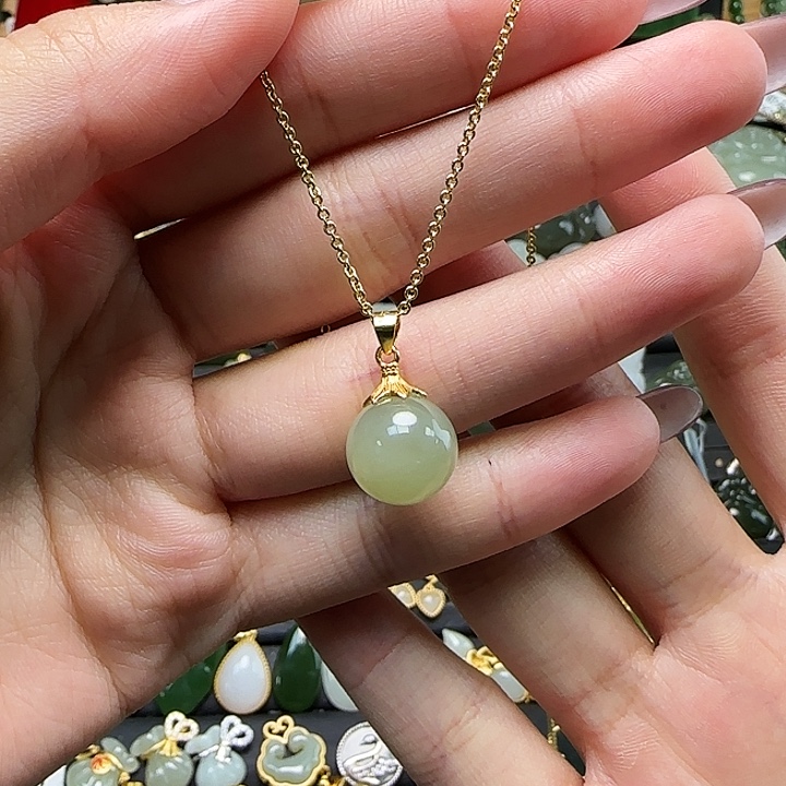 和田玉银S925镶嵌吊坠(赠链)