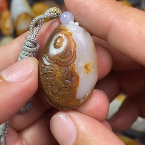 和田玉颈饰未镶嵌